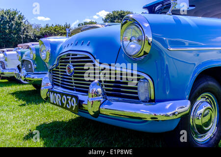 1950er Jahren Zephyr Zodiac auf dem Display an Bromley Pageant of Motoring jährliche Oldtimer-Show. Stockfoto