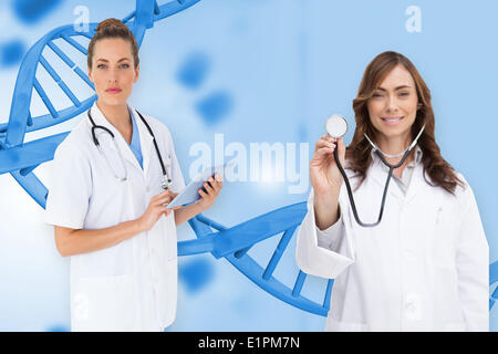 Zusammengesetztes Bild des weiblichen Ärzteteam Stockfoto
