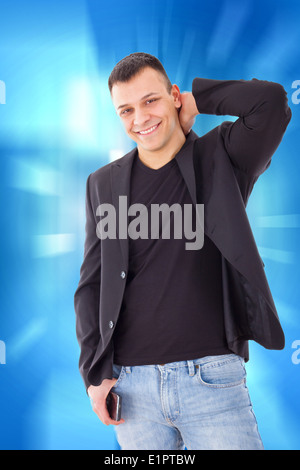 sicher legerer Mann in einem schwarzen Anzug Jacke und jeans Stockfoto