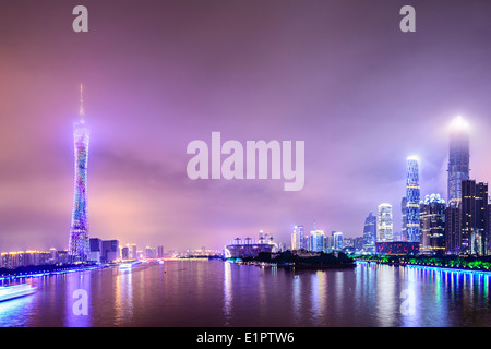 Guangzhou, China Skyline auf den Perlfluss. Stockfoto