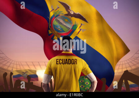 Zusammengesetztes Bild von Ecuador-Football-Spieler mit ball Stockfoto