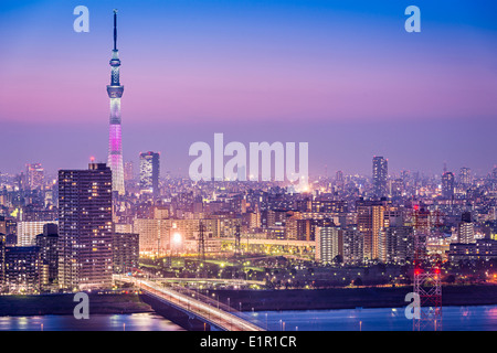 Tokyo, Japan Stadtbild mit Tokio Skytree. Stockfoto