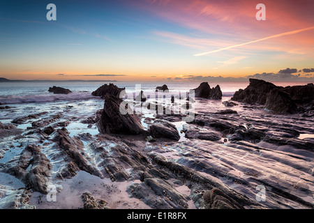 Sonnenaufgang auf der Süden Cornwalls Küste in Looe Stockfoto