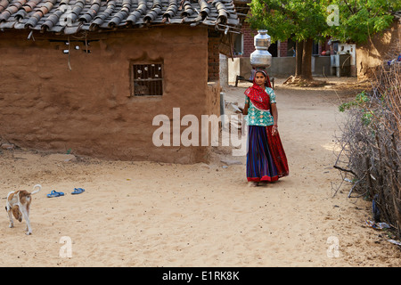 Indien, Rajasthan, Meda Dorf um Jodhpur, Rabari ethnische Gruppe Stockfoto