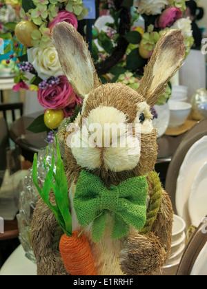 Ostern-Anzeige im Pier 1 Imports, NYC Stockfoto