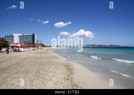 Gesamtansicht der Playa Vermietungsbüros Bossa Strand Stockfoto