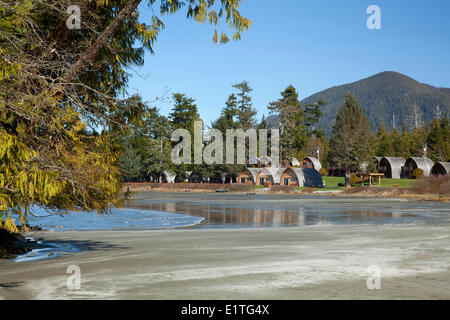 Mietunterkünfte Kabinen am MacKenzie Beach in der Nähe von Tofino auf Vancouver Island im Clayoquot Sound in British Columbia Kanada Stockfoto