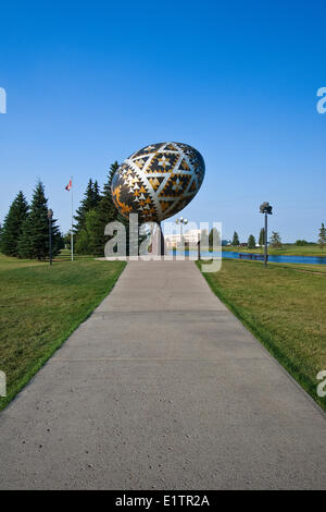 Weltweit größten Pysanka in Vegreville, Alberta, Kanada Stockfoto