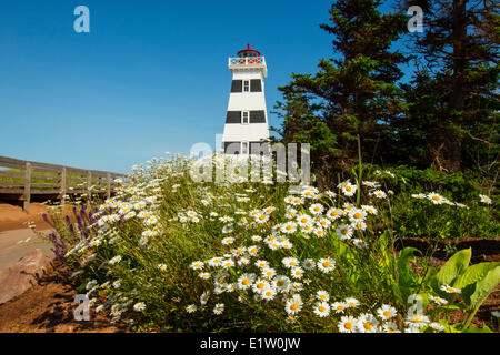 West Point Lighthouse, Cedar Dunes Provincial Park, Prince Edward Island, Canada Stockfoto