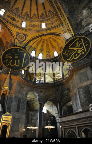 Turkei. Istanbul. Hagia Sophia. Innenraum. Stockfoto