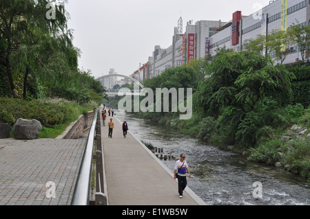 Cheonggyecheon, Seoul, Südkorea Stockfoto