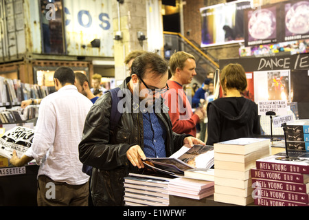Record Store Day 2014, Rough Trade New York, Brooklyn Stockfoto