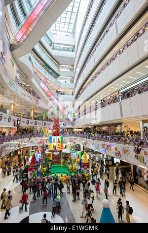 Innere des APM-Einkaufszentrum am Millenium City Immobilienentwicklung in Kwun Tong Hong Kong Stockfoto