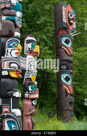 Fisrt Nations Totempfähle im Stanley Park, Vancouver British Columbia, Kanada Stockfoto