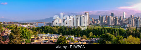 Blick auf das Panorama Wasser von Vancouver aus false Creek. Stockfoto