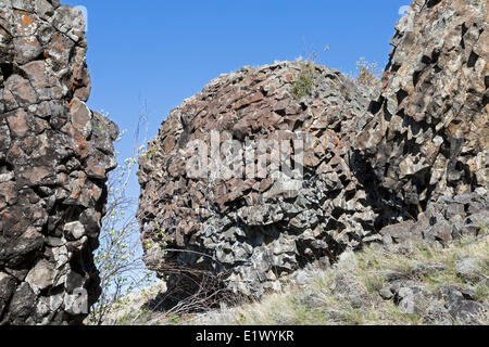 Britisch-Kolumbien, Kanada, BC Grasland, Lava, vulkanisches Gestein, Lava-Bomben, Basalt, Stockfoto