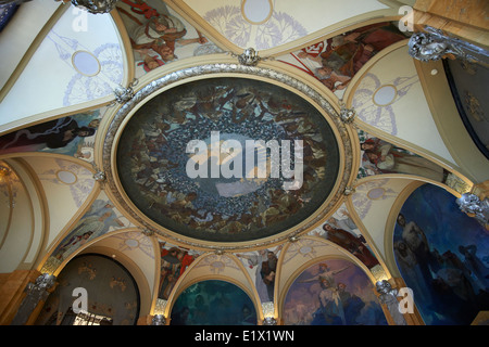 Decke Dekoration (Wandmalereien) in der Halle des Oberbürgermeisters im Gemeindehaus von Alfons Mucha (Jugendstil), Prag Tschechische Republik Stockfoto