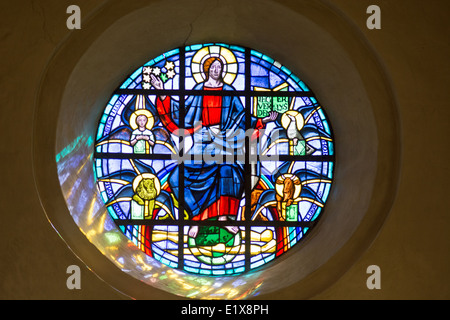 Detail einer Kirche Fenster bei kregme Kirche in Seeland, Dänemark Stockfoto