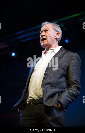 Simon Schama spricht über "Die Geschichte der Juden" auf der Bühne bei Hay Festival 2014 © Jeff Morgan Stockfoto