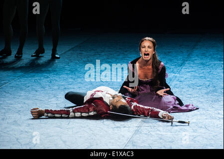 London, UK. 10. Juni 2014. Das English National Ballet präsentiert die Generalprobe für Romeo und Julia in den Hauptrollen Tamara Rojo und Carlos Acosta in der Royal Albert Hall Credit: Piero Cruciatti/Alamy Live News Stockfoto