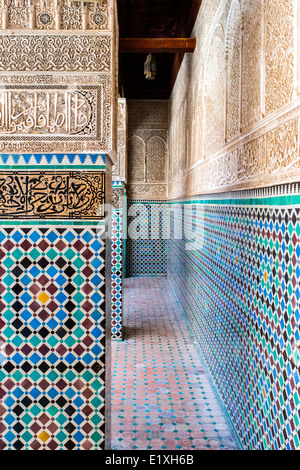 Die schöne El-Attarine Madrasa in der Medina, Fez, Marokko. Stockfoto