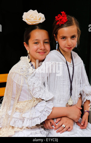 Spanische Mädchen tragen Zigeunerkostüm flamenco Stockfoto