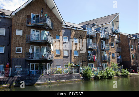 Grand Union Canal entlang Harrow Road - London-UK Stockfoto