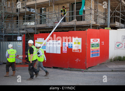 Britische Regierung zur Regelung während der wirtschaftlichen Rezession, Islington, Manchester, UK kaufen Stockfoto