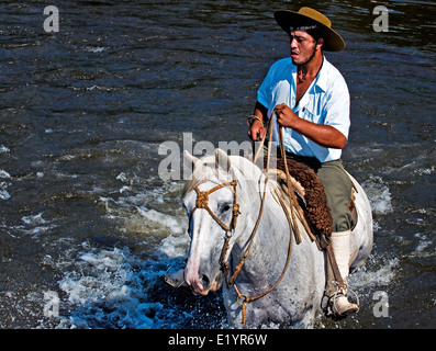 Teilnehmer des jährlichen Festivals "Patria Gaucha" in Tacuarembo, Uruguay. Stockfoto