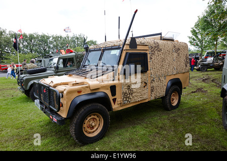 britische Armee entreißen Landrover in Wüste Farbmuster an Militärfahrzeug anzeigen Bangor-Nordirland Stockfoto