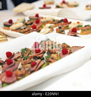 Fingerfood am Buffet oder tapas Stockfoto