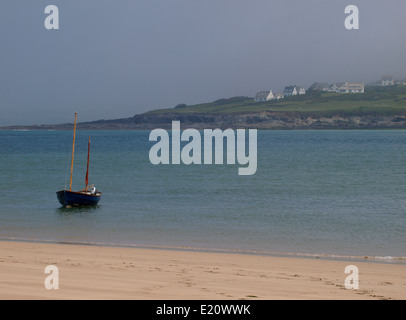 Blick über die Mündung des Flusses River Camel von Padstow Strand, Cornwall, UK Stockfoto