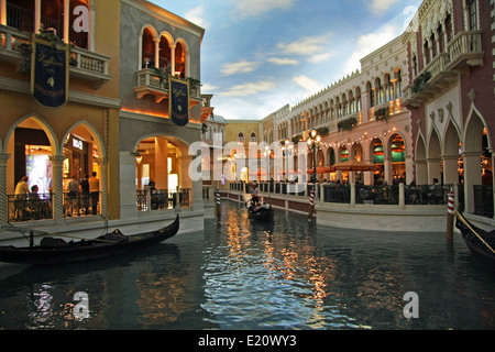 Venetian Hotel in Las Vegas mit Kanälen und Gondeln Stockfoto