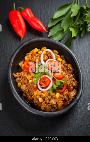 Traditionelle Chili Con Carne gekocht in der Pfanne Stockfoto