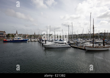 Luxus-Boote in Bangor Marina Nordirland Stockfoto