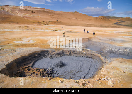 Kochende Schlammpfützen in Hverarond, Island. Stockfoto