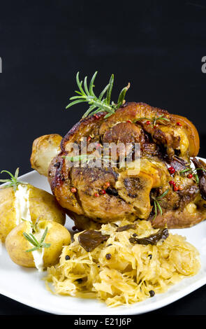 Gebratene Schweinshaxe Stockfoto