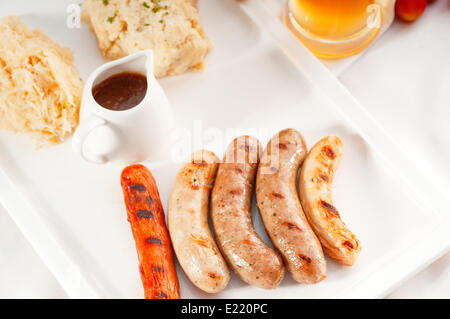 Auswahl an alle Hauptart der deutschen Wurstel sauss Stockfoto