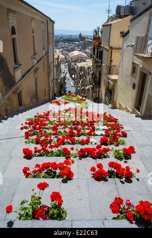 Caltagiron, Catania, Sizilien, Italien, Treppe Santa Maria del Monte (auf italienisch, Scalinata di Santa Maria del Monte) Stockfoto