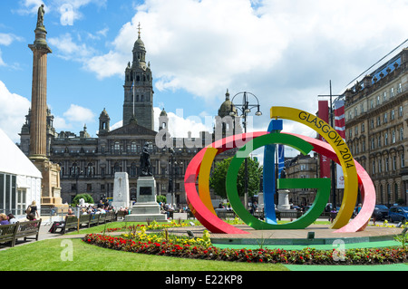 Riesige Kopie des Logos für den 2014 Commonwealth Games errichtet George Square, Glasgow, Schottland, Vereinigtes Königreich Stockfoto