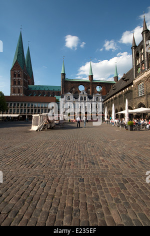 Cafe Niederegger am Marktplatz, Hansestadt Lübeck, Schleswig-Holstein, Deutschland Stockfoto