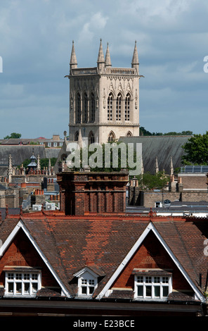 Blick von der Dachterrasse inklusive St. Johns College Chapel, Cambridge, England, UK Stockfoto