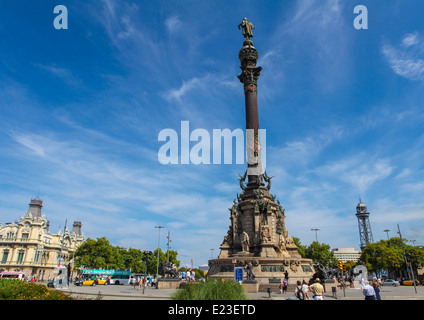 BARCELONA, Spanien - 6. Juni 2011: Kolumbus-Denkmal an der Waterfront in Barcelona, Katalonien, Spanien. Stockfoto