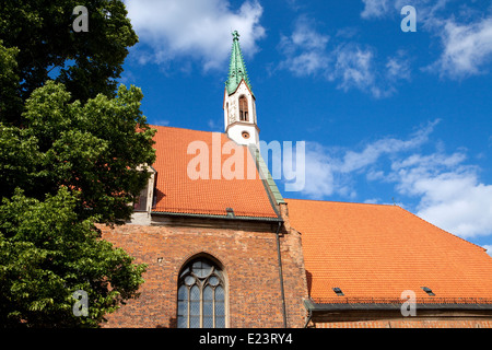 Die schöne St.-Johannis-Kirche in Riga, Lettland. Stockfoto