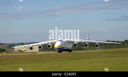 Antonov 225 - An-225 "Mriya" Stockfoto