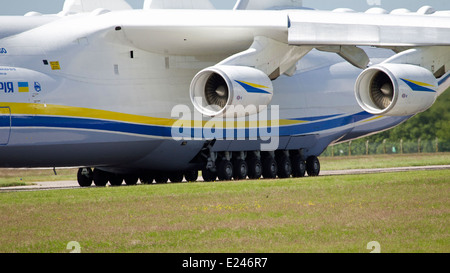 Antonov 225 - An-225 "Mriya" Stockfoto