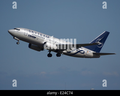 YR-BGF SkyTeam Tarom Romanian Air Transport Boeing 737-700 Start vom Schiphol (AMS - EHAM), die Niederlande, 17. Mai 2014, Stockfoto