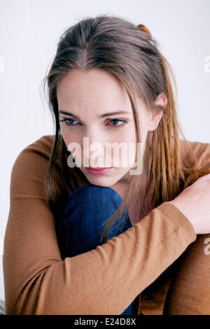 Frau im Haus Stockfoto