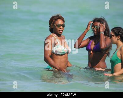 Serena Williams und Freunde genießen Miami Beach. Miami Beach, wo: Florida, Florida, Vereinigte Staaten, wann: 15. Juni 2013 Stockfoto