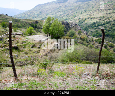 Landschaft des Flusses Rio Poqueira Schlucht Tal, hohe Alpujarras, Sierra Nevada, Provinz Granada, Spanien Stockfoto